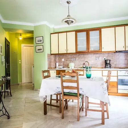 Apartment In Kalamaria *